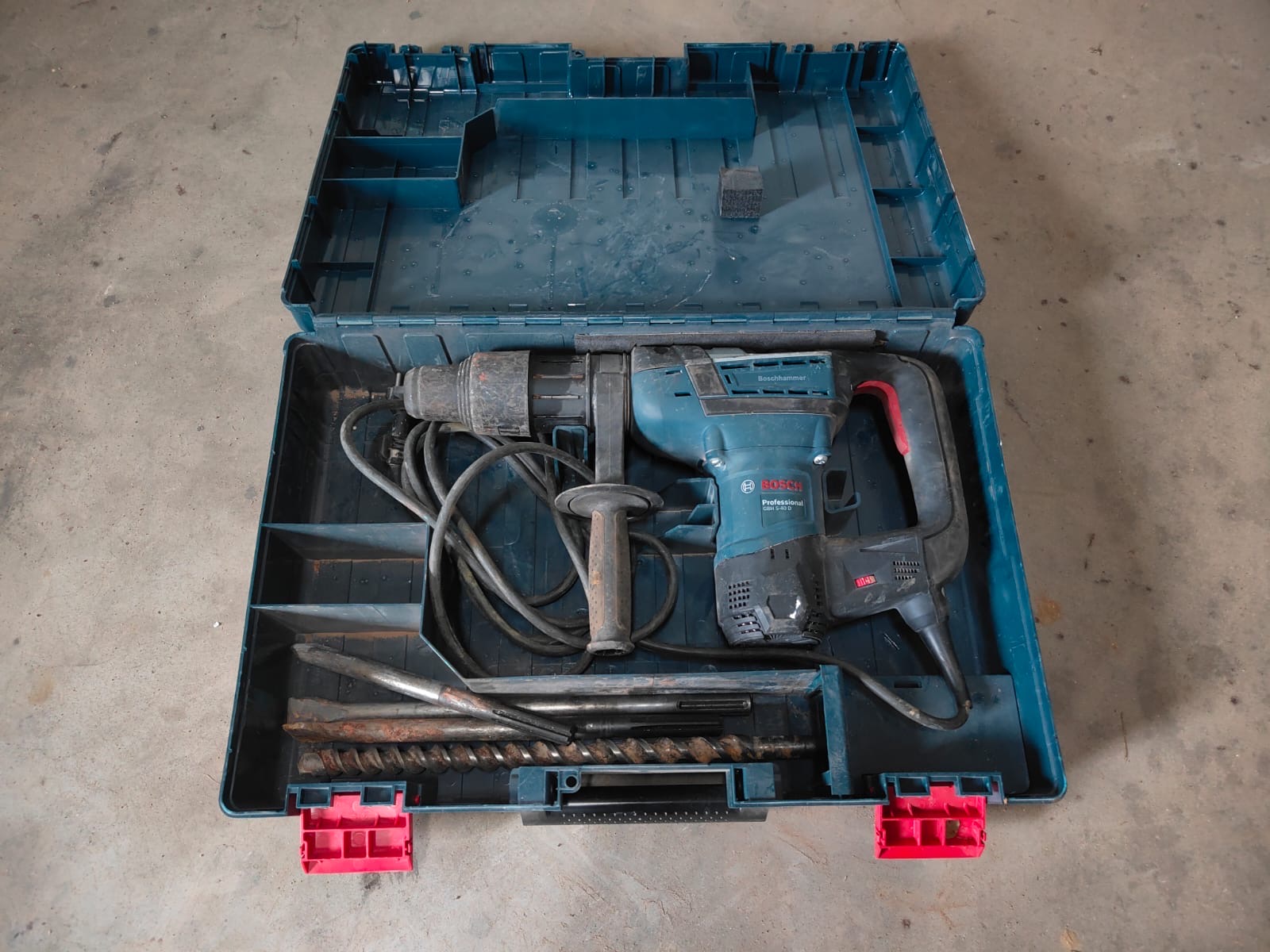 Młot Bosch GBH 5